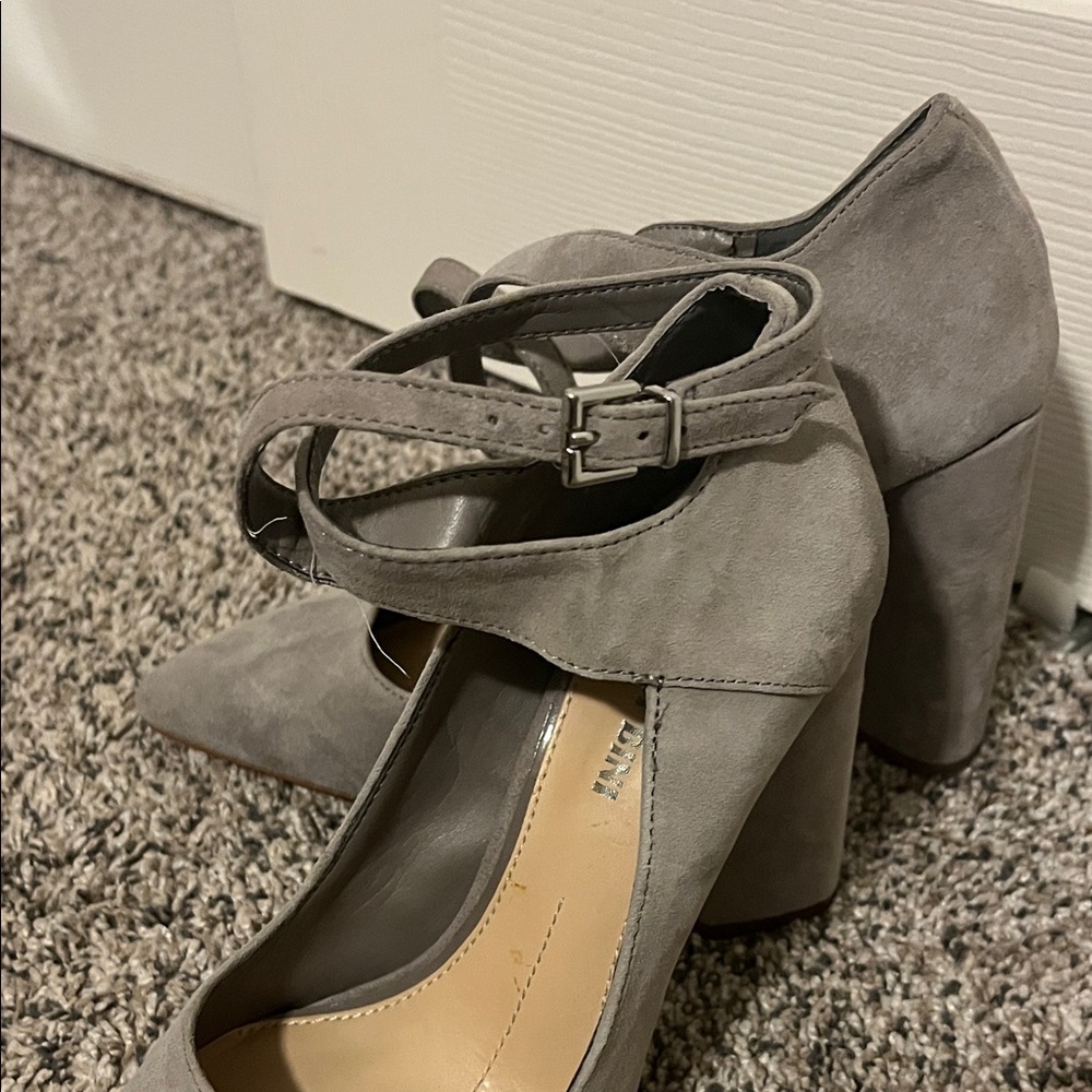 Gianni Bini Gray Suede Heels - Picture 2 of 5
